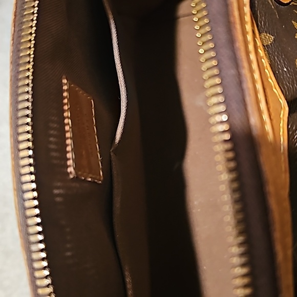 Authentic Louis Vuitton Tivoli PM Bag - Picture 6 of 16